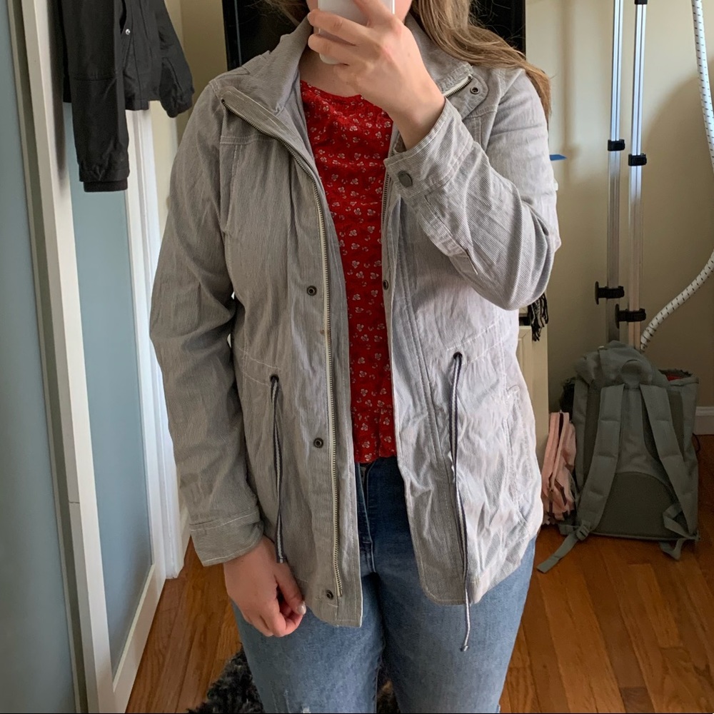 Stripped linen coat